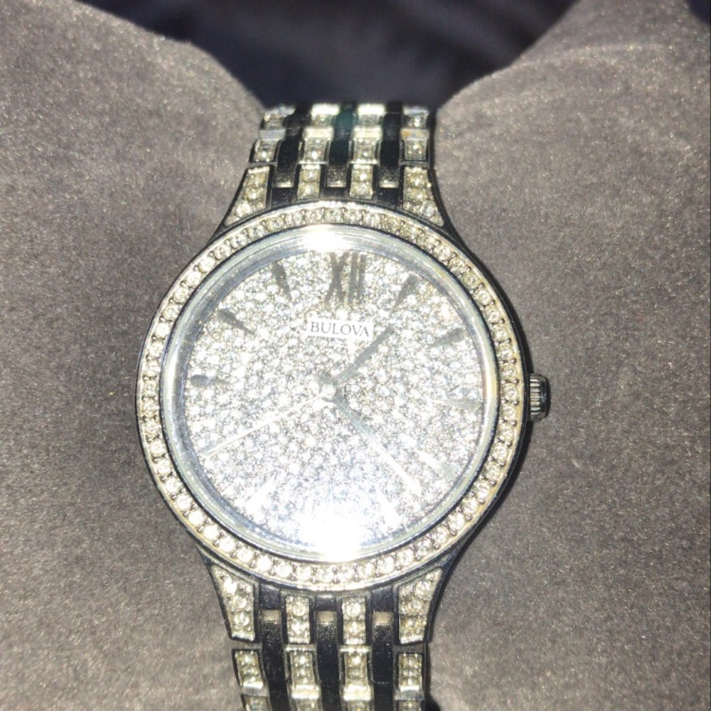 Bulova Watch - Picture 4 of 6